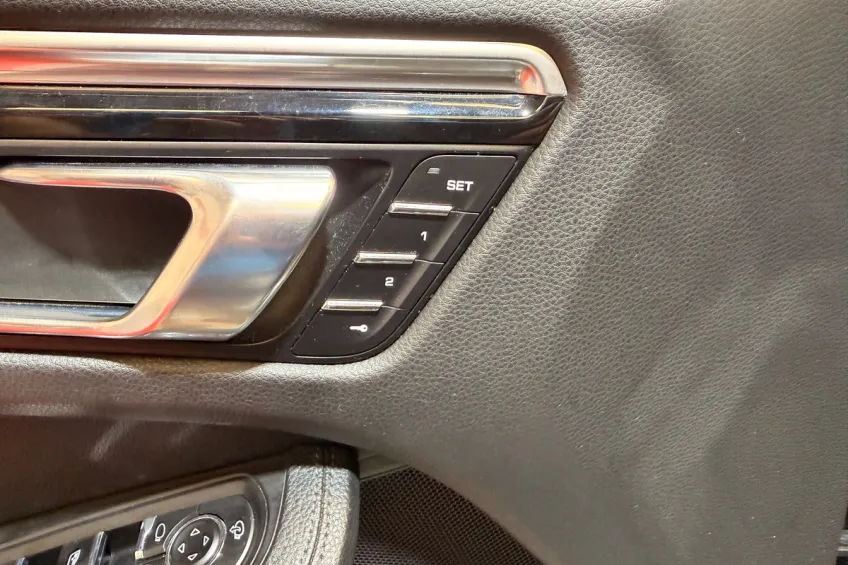 Porsche Macan S 3.0 V6 258