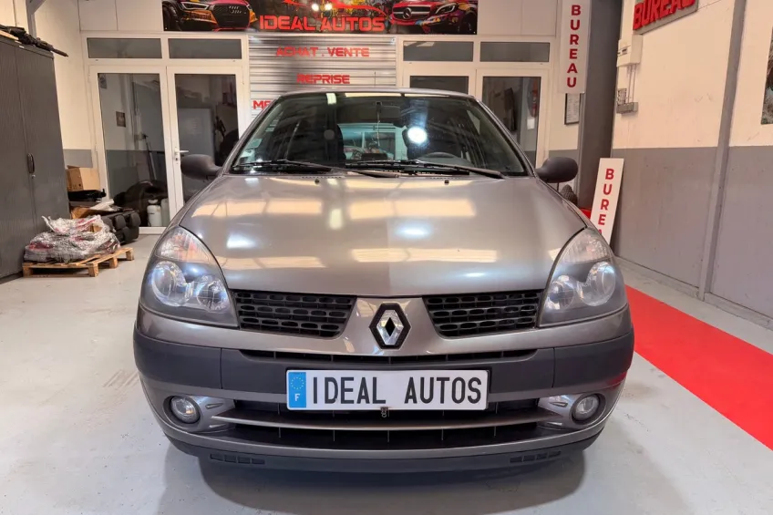 Renault Clio 2 1.2 75 AUTHENTIQUE