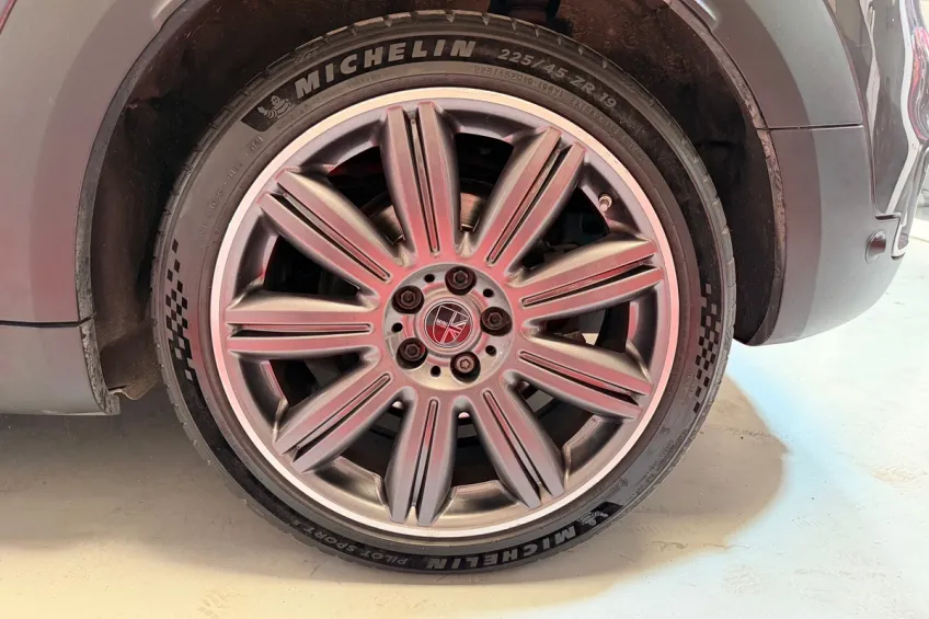 Mini Mini COOPER SE ALL4 RED HOT CHILI 136+88 BVA6